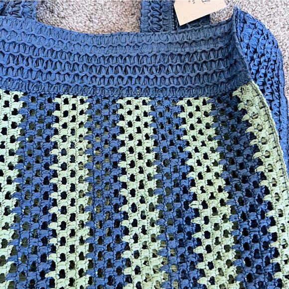 NWT Universal Thread Straw Tote Purse Yellow and Blue - Picture 9 of 10